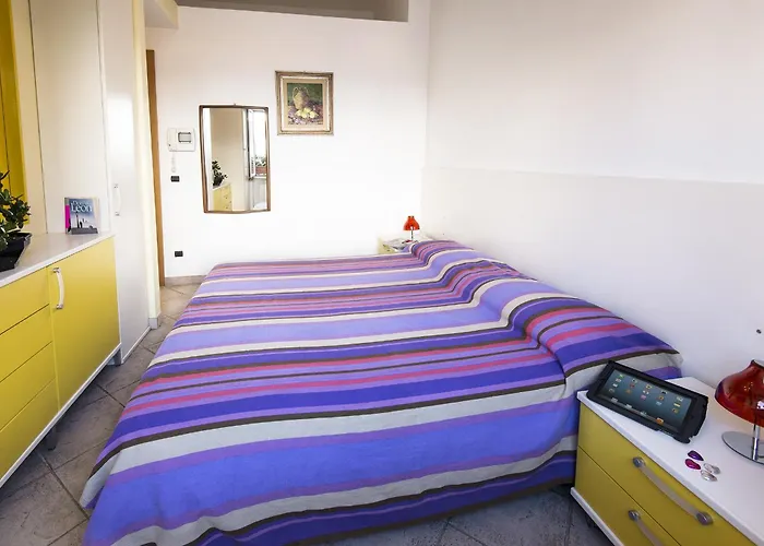 Palmaria 迪亚诺马里纳