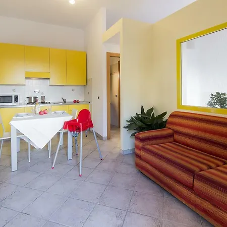 アパート Palmaria ディアーノ・マリーナ