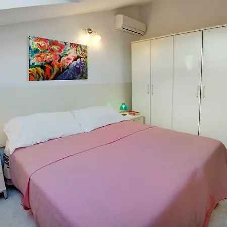 Palmaria Apartment *